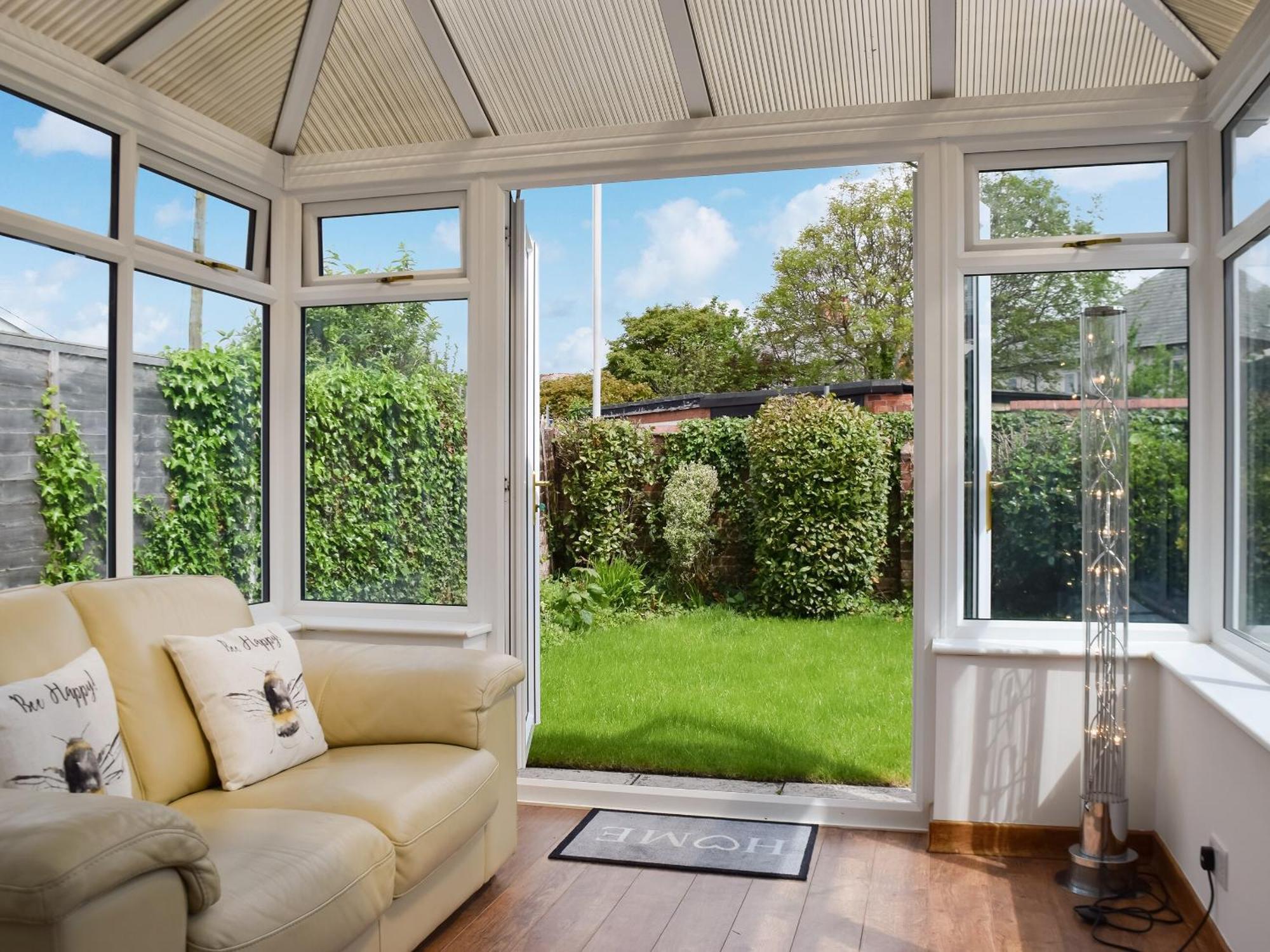 Commonside Cottage Lytham St Annes Buitenkant foto